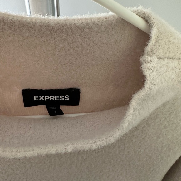 Express Sweater - Picture 3 of 3